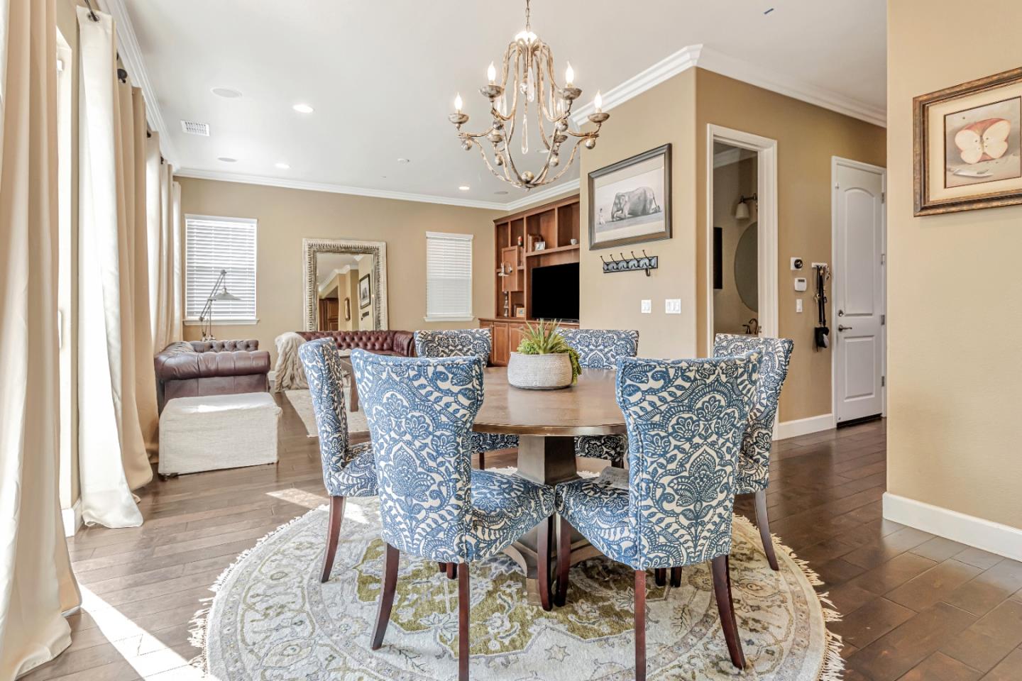 Detail Gallery Image 18 of 35 For 1957 Worthington Cir, Santa Clara,  CA 95050 - 4 Beds | 2/1 Baths