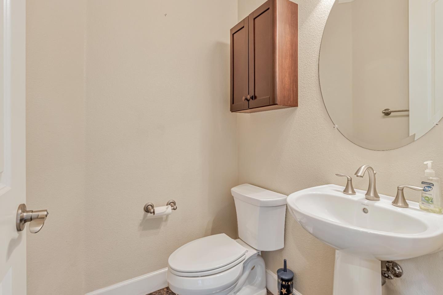 Detail Gallery Image 19 of 35 For 1957 Worthington Cir, Santa Clara,  CA 95050 - 4 Beds | 2/1 Baths