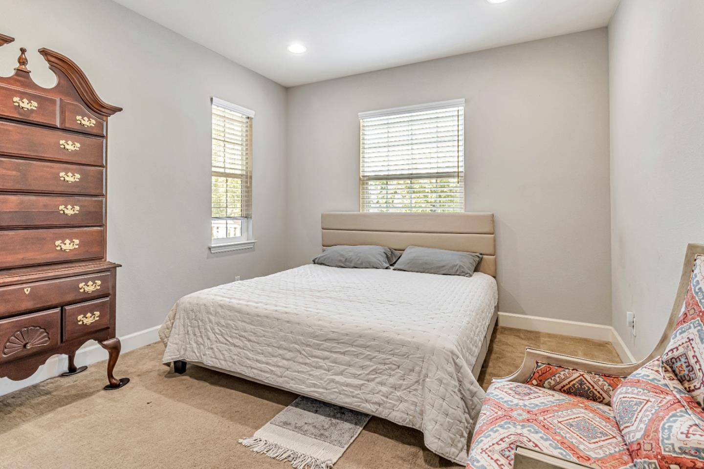 Detail Gallery Image 23 of 35 For 1957 Worthington Cir, Santa Clara,  CA 95050 - 4 Beds | 2/1 Baths