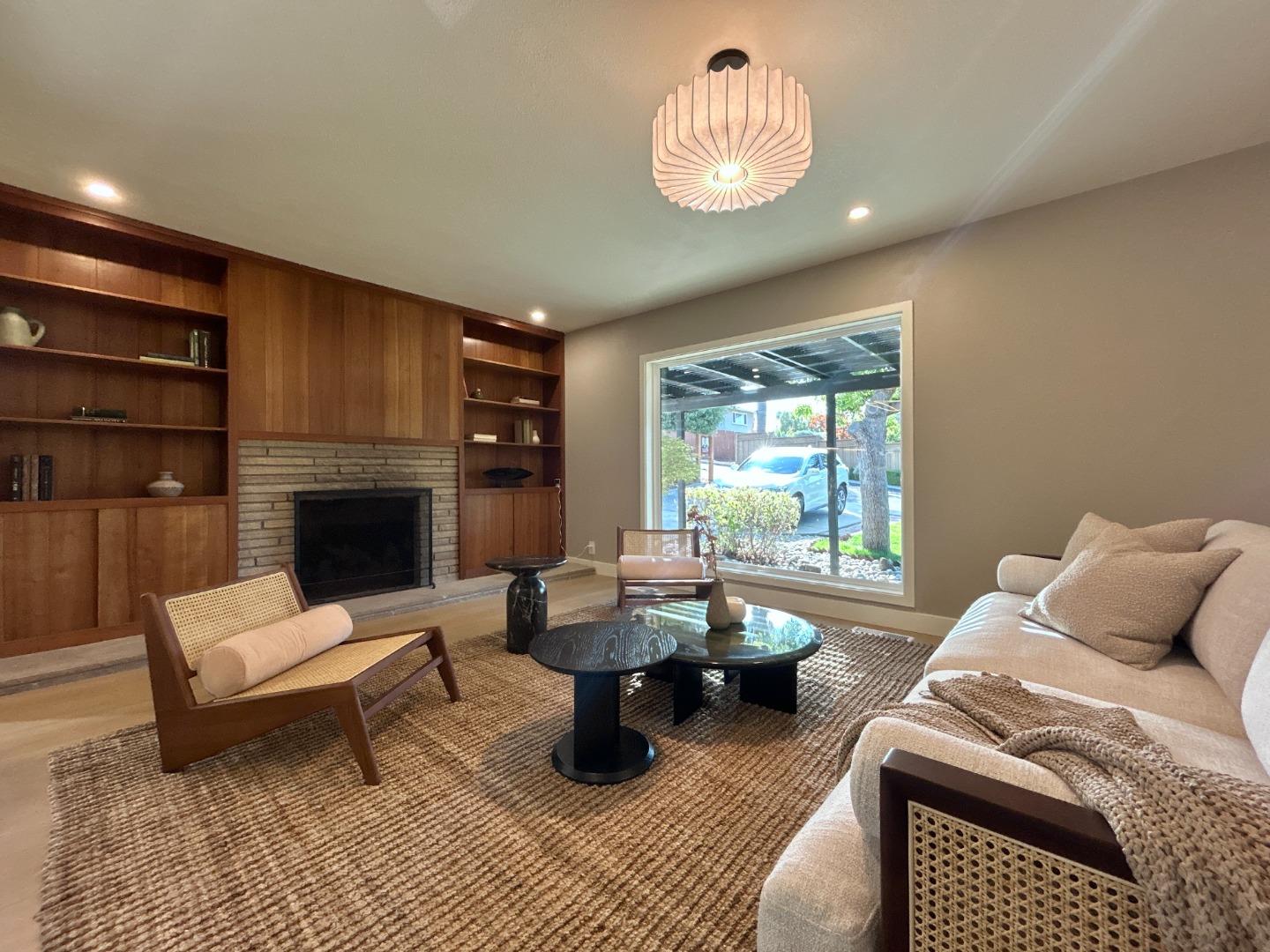Detail Gallery Image 10 of 79 For 4155 Holly Dr, San Jose,  CA 95127 - 4 Beds | 2/1 Baths
