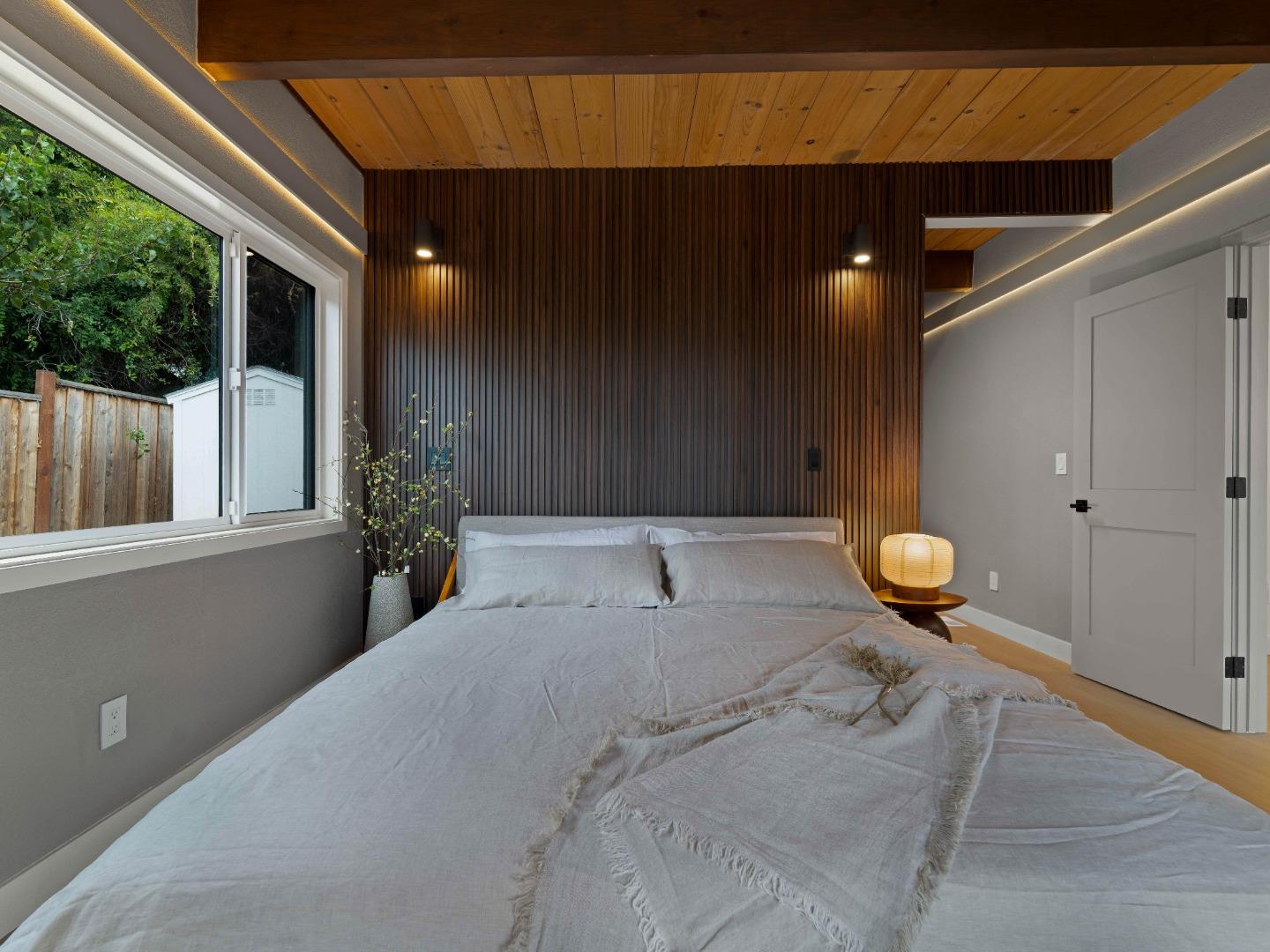 Detail Gallery Image 33 of 79 For 4155 Holly Dr, San Jose,  CA 95127 - 4 Beds | 2/1 Baths