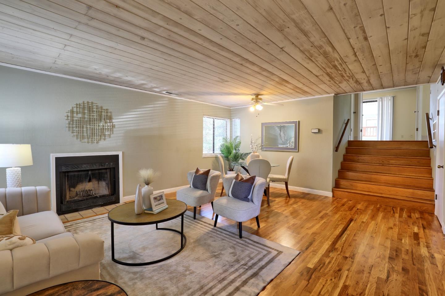 Detail Gallery Image 3 of 15 For 17950 Hillwood Ln, Morgan Hill,  CA 95037 - 2 Beds | 2 Baths