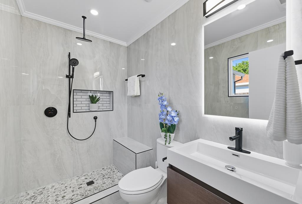 Detail Gallery Image 14 of 43 For 4547 Cerritos Ave, Fremont,  CA 94536 - 5 Beds | 4 Baths