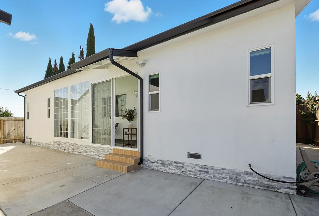 Detail Gallery Image 17 of 43 For 4547 Cerritos Ave, Fremont,  CA 94536 - 5 Beds | 4 Baths