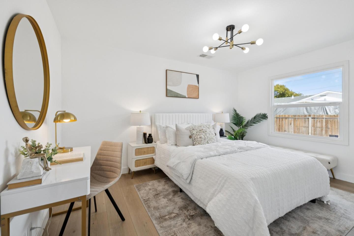 Detail Gallery Image 13 of 21 For 1312 Modoc Ave, Menlo Park,  CA 94025 - 3 Beds | 1 Baths