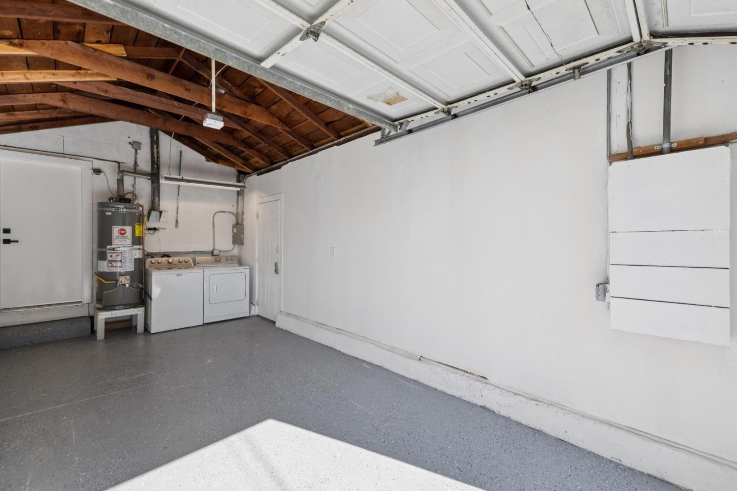 Detail Gallery Image 20 of 21 For 1312 Modoc Ave, Menlo Park,  CA 94025 - 3 Beds | 1 Baths