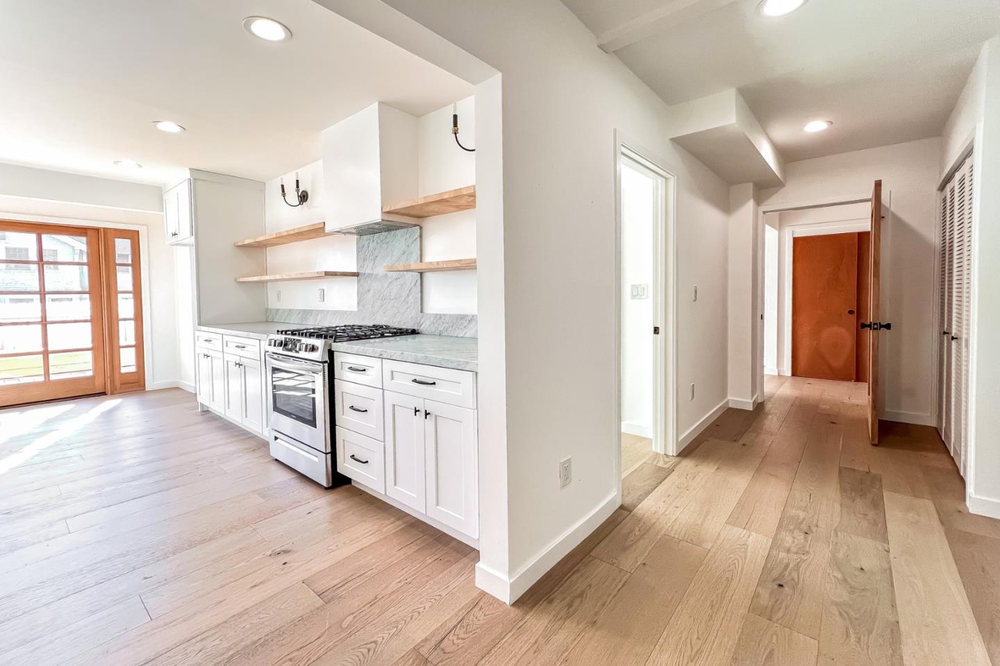 Detail Gallery Image 22 of 23 For 103 N Kingsley Dr, Los Angeles,  CA 90004 - 2 Beds | 2 Baths