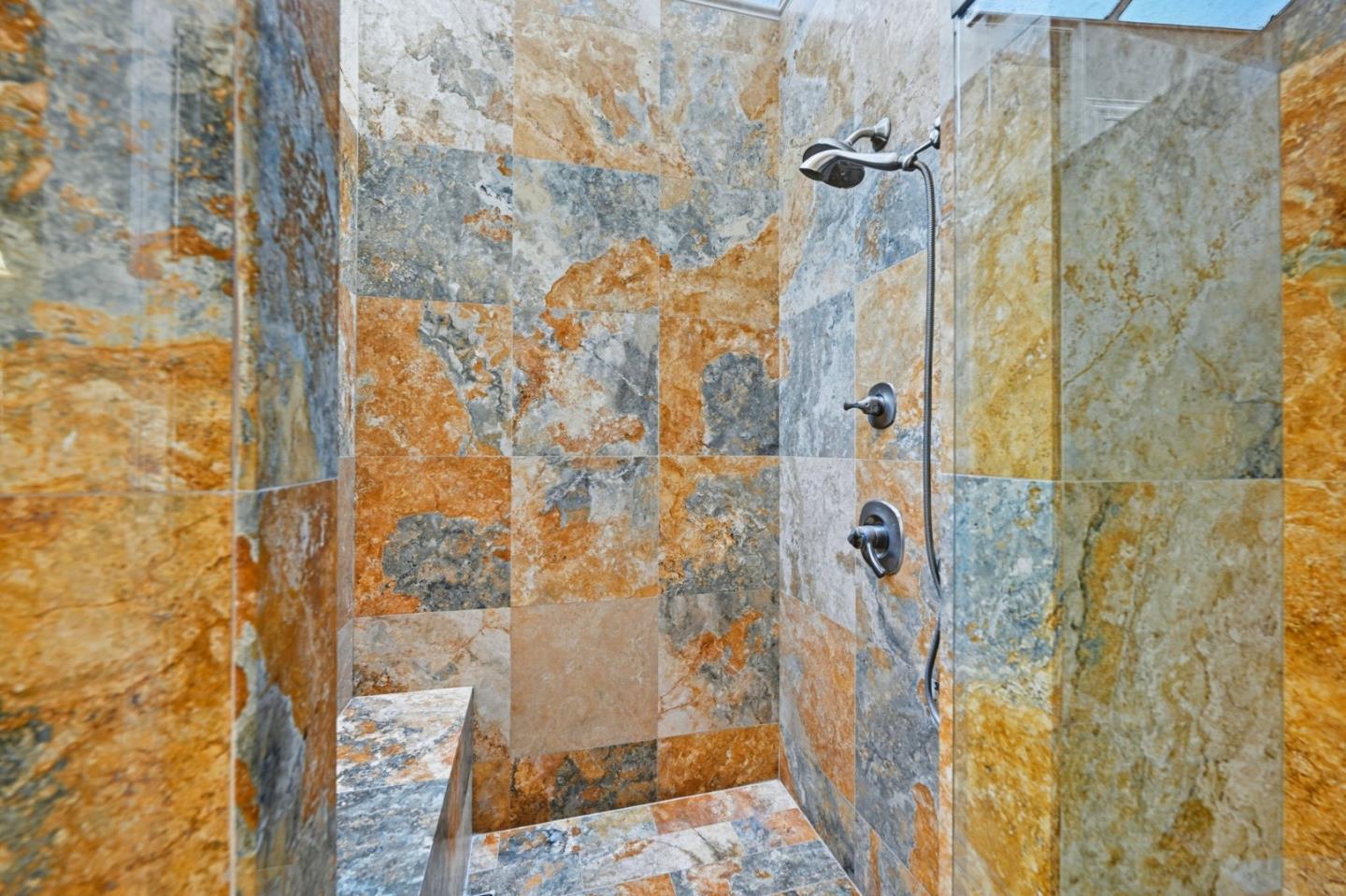Detail Gallery Image 30 of 38 For 4911 Amador Dr, Oceanside,  CA 92056 - 3 Beds | 2/1 Baths