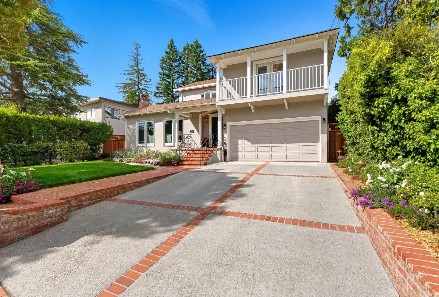 Detail Gallery Image 2 of 42 For 431 Hillcrest Rd, San Mateo,  CA 94402 - 4 Beds | 3 Baths