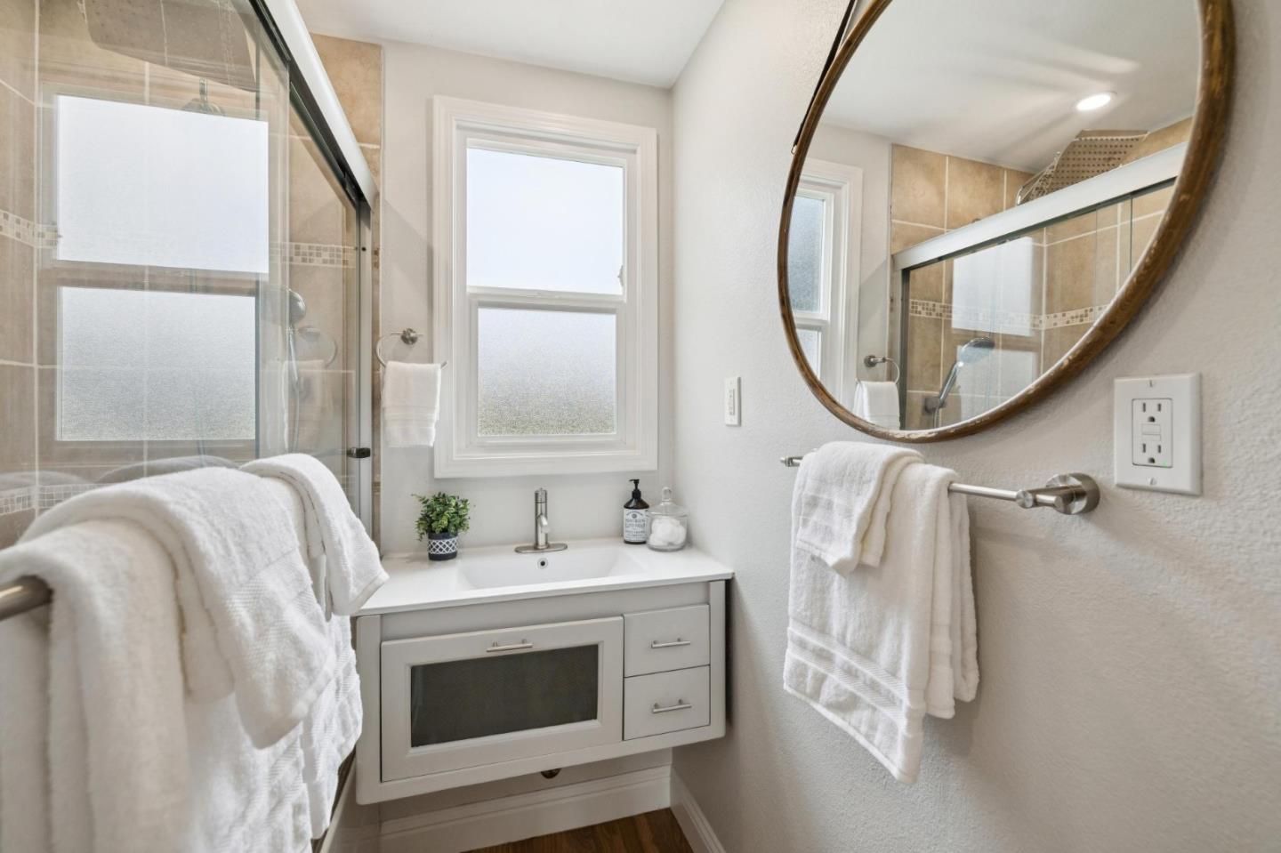Detail Gallery Image 21 of 42 For 207 Nelson Ave, Pacifica,  CA 94044 - 3 Beds | 1/1 Baths