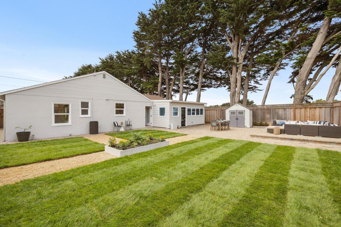 Detail Gallery Image 30 of 42 For 207 Nelson Ave, Pacifica,  CA 94044 - 3 Beds | 1/1 Baths