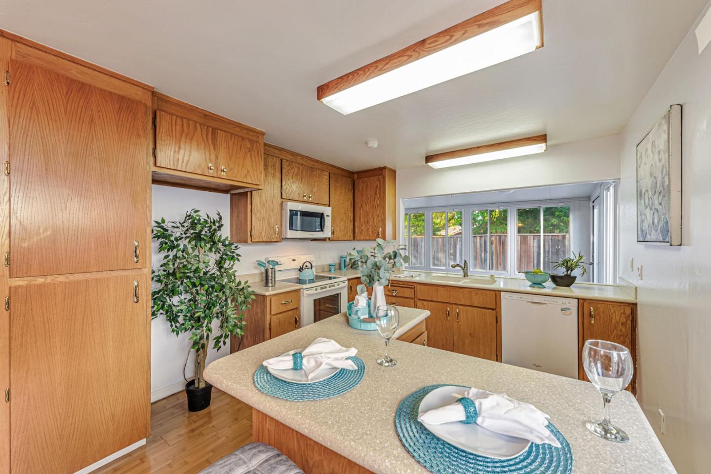 Detail Gallery Image 17 of 50 For 207 New River Dr, San Jose,  CA 95119 - 3 Beds | 2/1 Baths