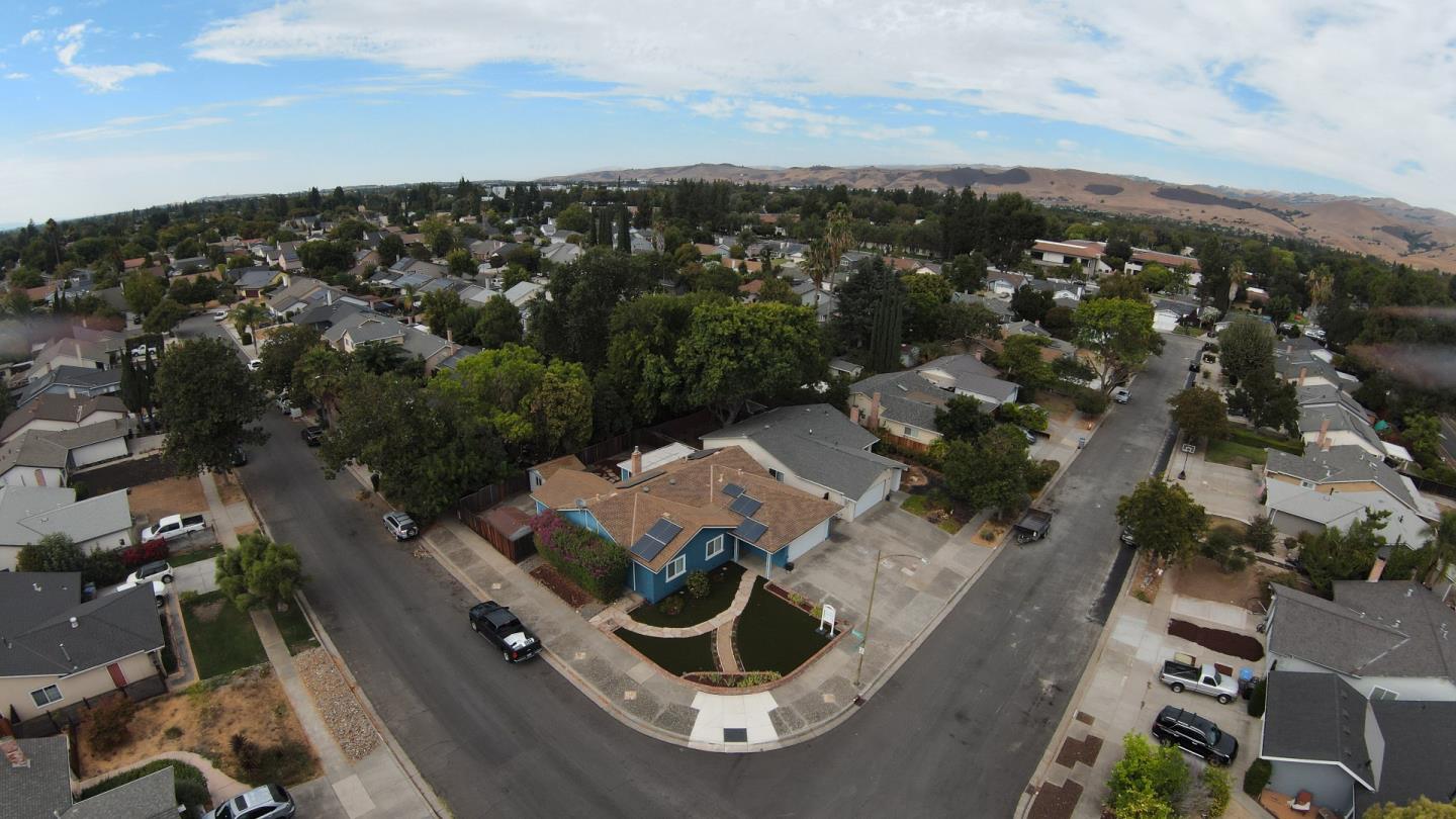 Detail Gallery Image 47 of 50 For 207 New River Dr, San Jose,  CA 95119 - 3 Beds | 2/1 Baths