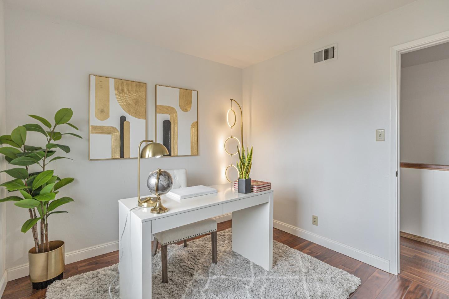 Detail Gallery Image 16 of 28 For 1982 Plaza Montez, San Jose,  CA 95132 - 5 Beds | 2/1 Baths