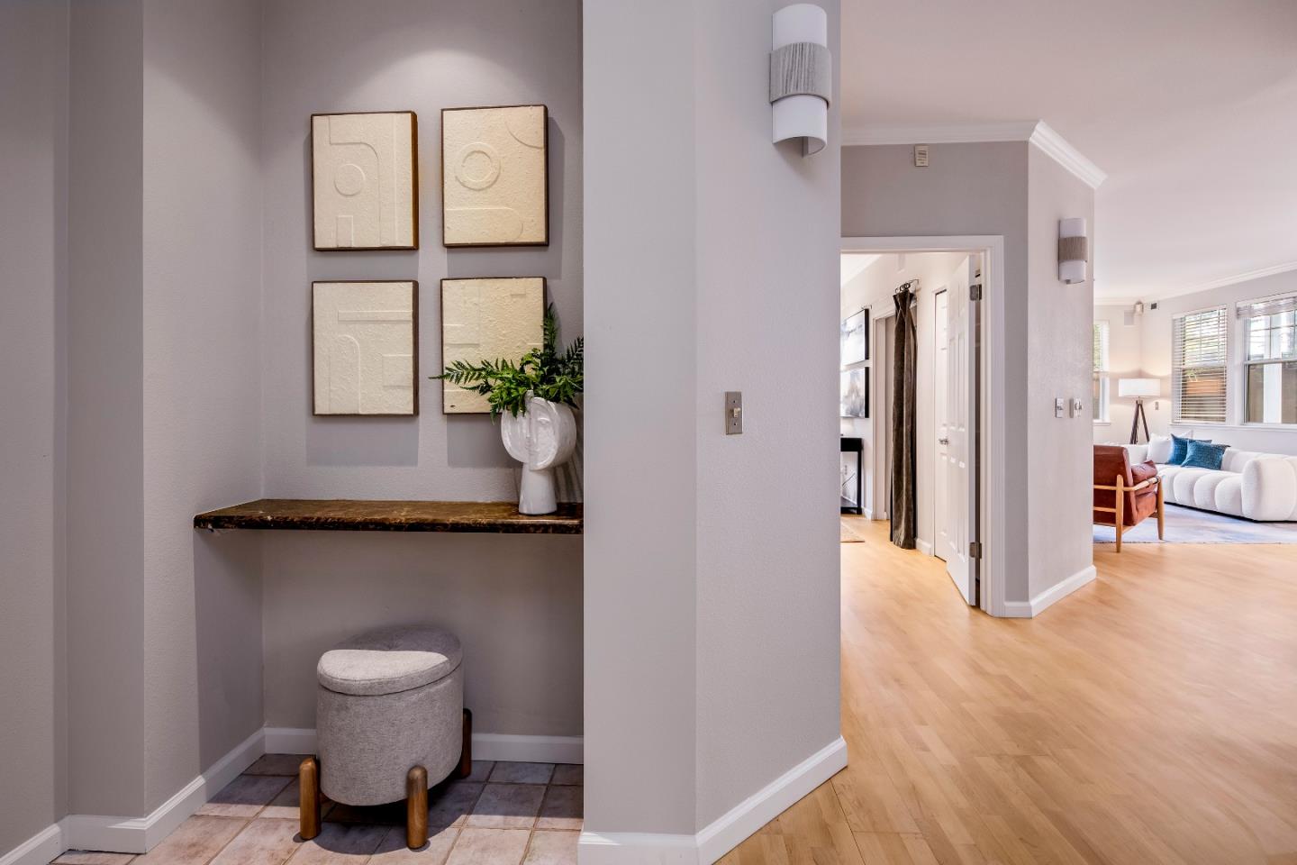 Detail Gallery Image 9 of 18 For 2160 Santa Cruz Ave #22,  Menlo Park,  CA 94025 - 2 Beds | 2 Baths