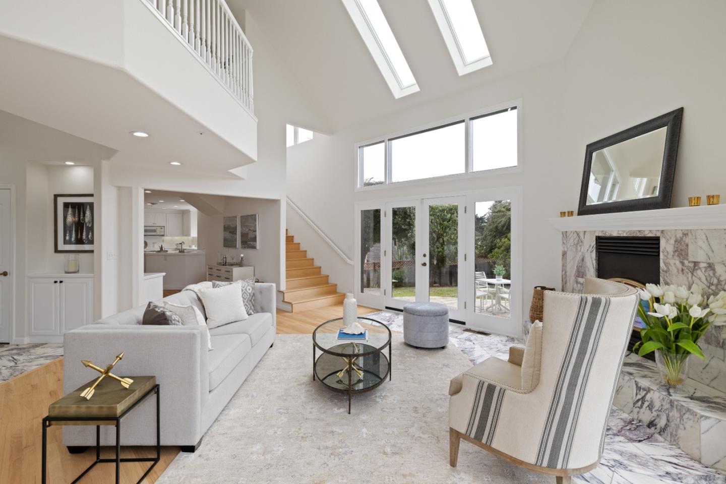 Detail Gallery Image 11 of 78 For 424 6th Ave, Half Moon Bay,  CA 94019 - 5 Beds | 3/1 Baths