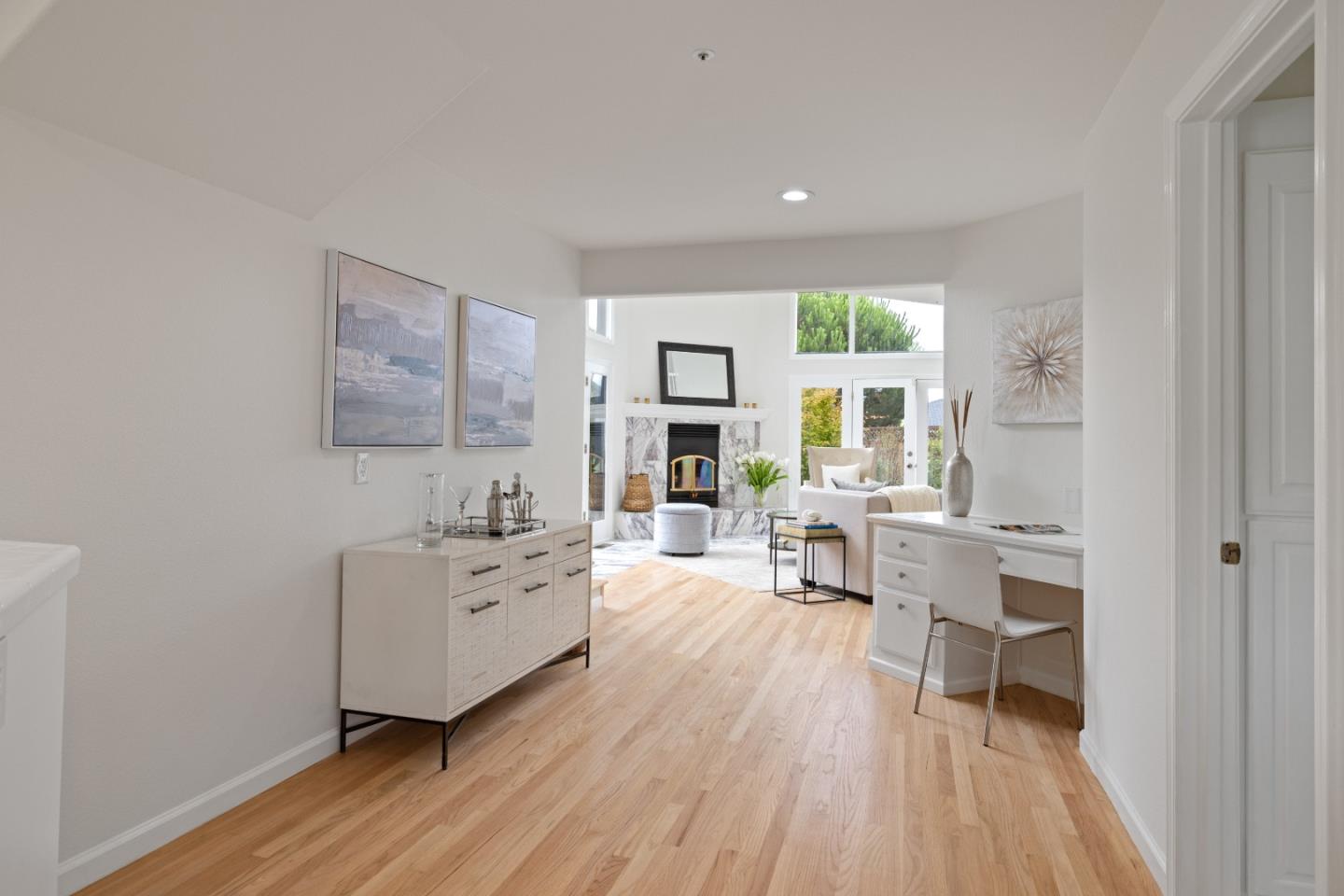 Detail Gallery Image 13 of 78 For 424 6th Ave, Half Moon Bay,  CA 94019 - 5 Beds | 3/1 Baths
