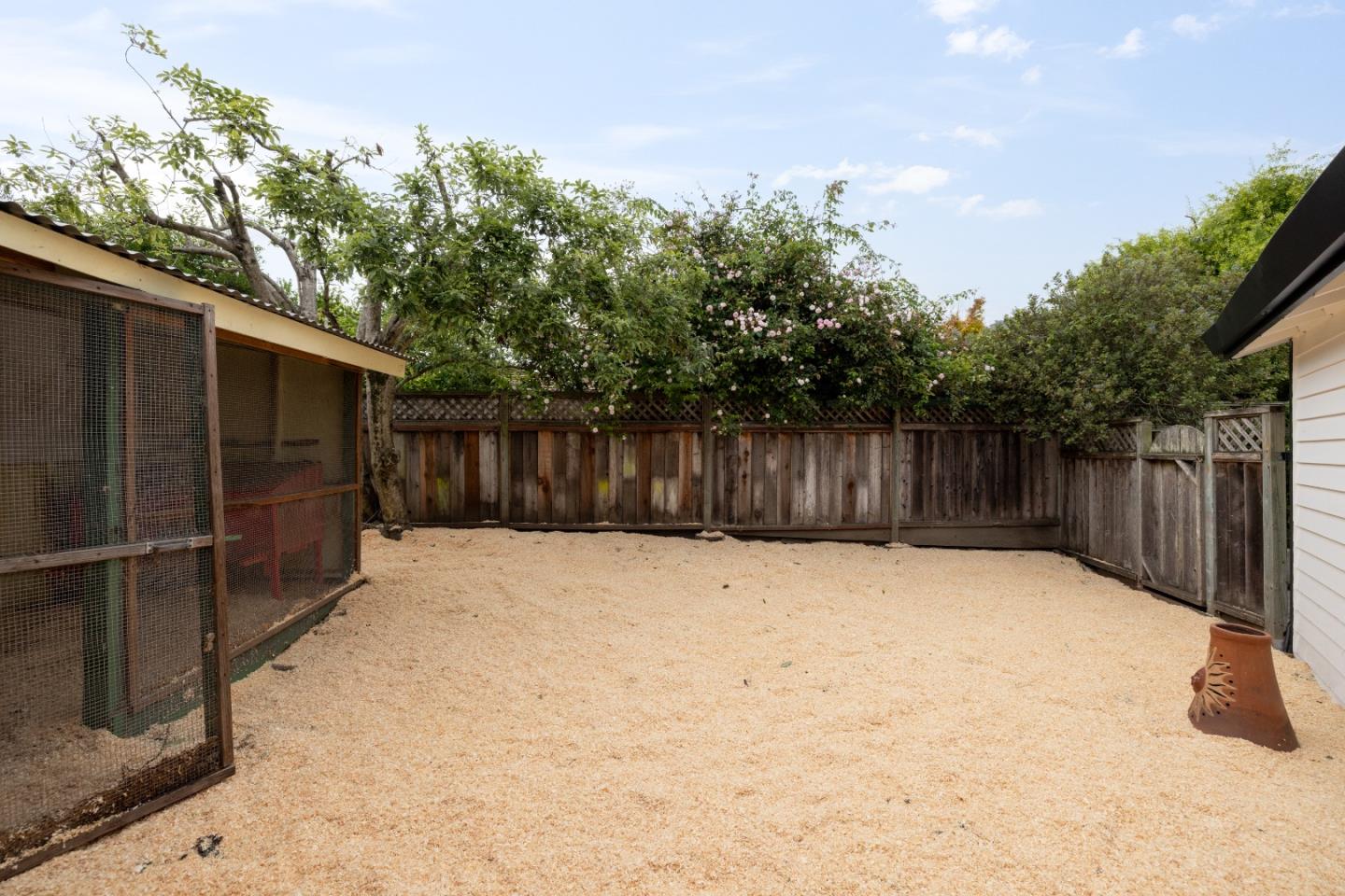 Detail Gallery Image 56 of 78 For 424 6th Ave, Half Moon Bay,  CA 94019 - 5 Beds | 3/1 Baths