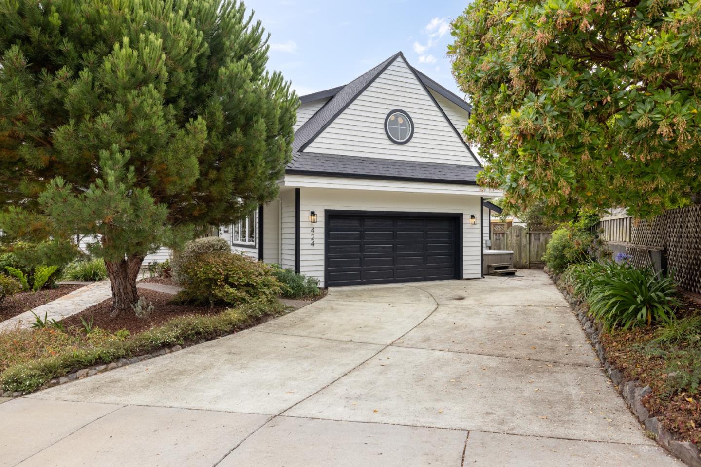 Detail Gallery Image 58 of 78 For 424 6th Ave, Half Moon Bay,  CA 94019 - 5 Beds | 3/1 Baths
