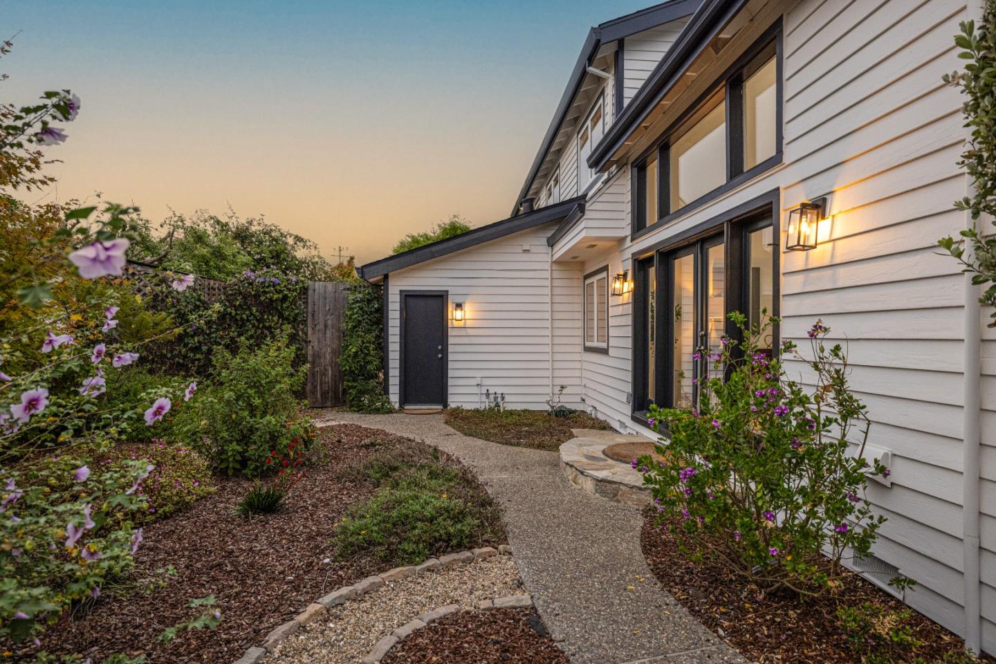 Detail Gallery Image 77 of 78 For 424 6th Ave, Half Moon Bay,  CA 94019 - 5 Beds | 3/1 Baths