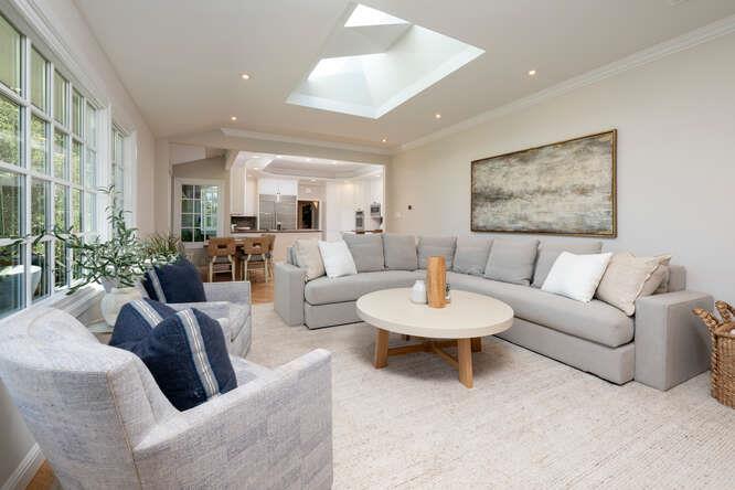 Detail Gallery Image 17 of 49 For 155 Normandy Ln, Woodside,  CA 94062 - 4 Beds | 3/1 Baths