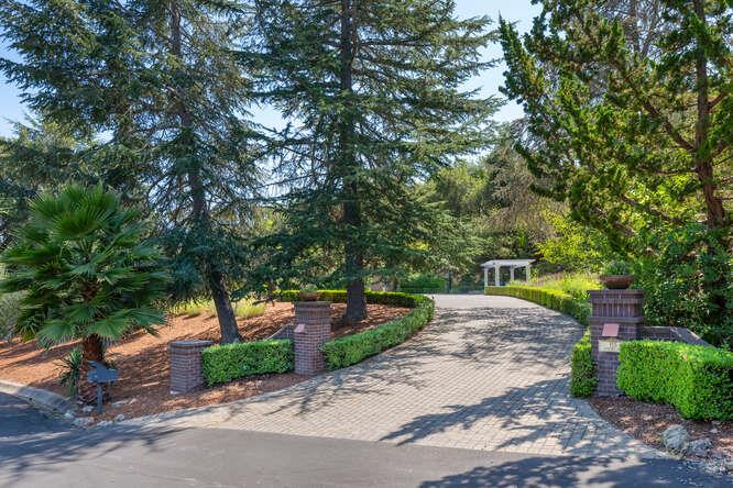 Detail Gallery Image 2 of 49 For 155 Normandy Ln, Woodside,  CA 94062 - 4 Beds | 3/1 Baths