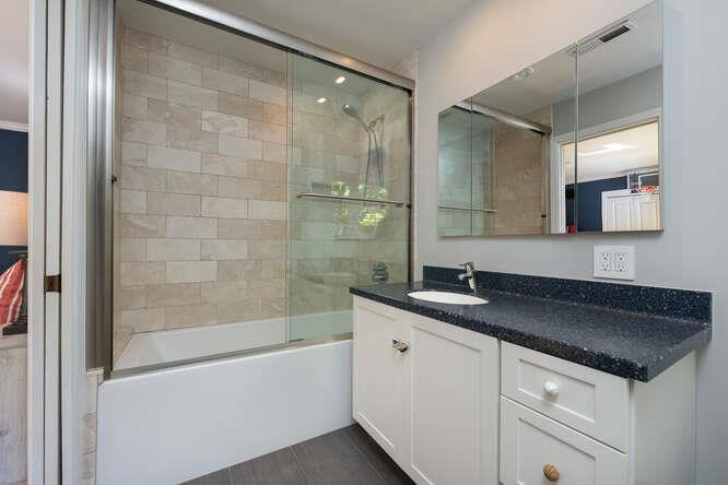 Detail Gallery Image 25 of 49 For 155 Normandy Ln, Woodside,  CA 94062 - 4 Beds | 3/1 Baths
