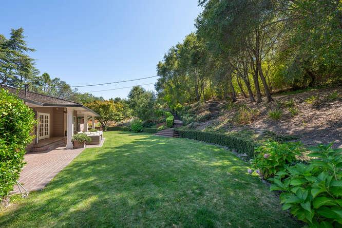 Detail Gallery Image 31 of 49 For 155 Normandy Ln, Woodside,  CA 94062 - 4 Beds | 3/1 Baths