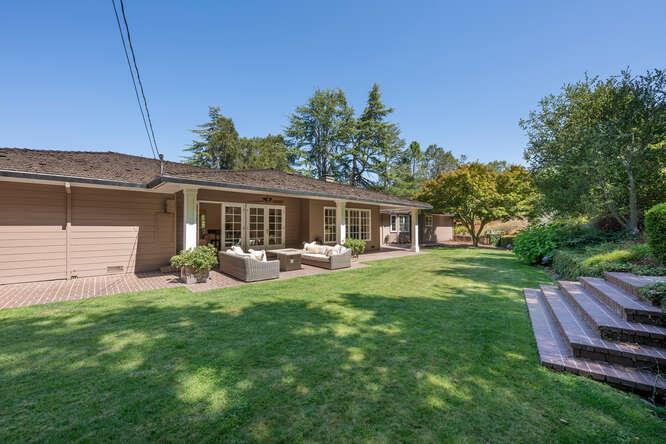 Detail Gallery Image 32 of 49 For 155 Normandy Ln, Woodside,  CA 94062 - 4 Beds | 3/1 Baths