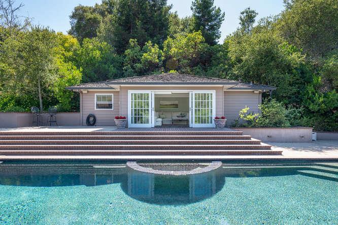 Detail Gallery Image 35 of 49 For 155 Normandy Ln, Woodside,  CA 94062 - 4 Beds | 3/1 Baths