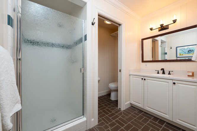 Detail Gallery Image 42 of 49 For 155 Normandy Ln, Woodside,  CA 94062 - 4 Beds | 3/1 Baths