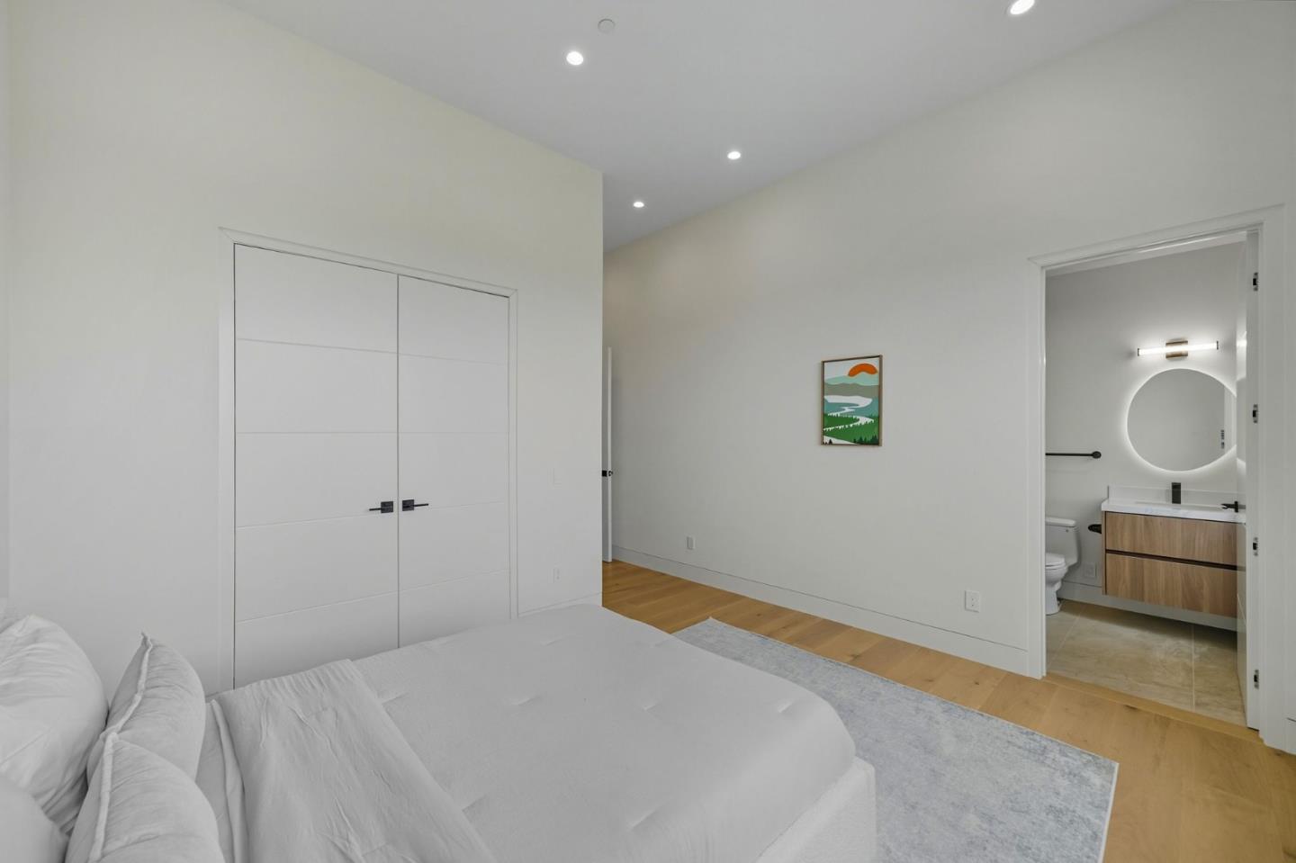 Detail Gallery Image 64 of 92 For 1221 Kenilworth Rd, Hillsborough,  CA 94010 - 8 Beds | 8/2 Baths