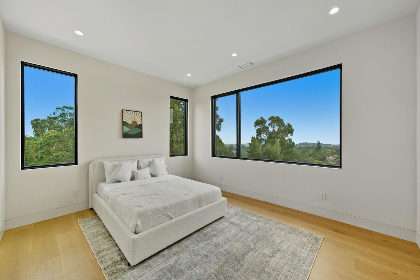 Detail Gallery Image 66 of 92 For 1221 Kenilworth Rd, Hillsborough,  CA 94010 - 8 Beds | 8/2 Baths