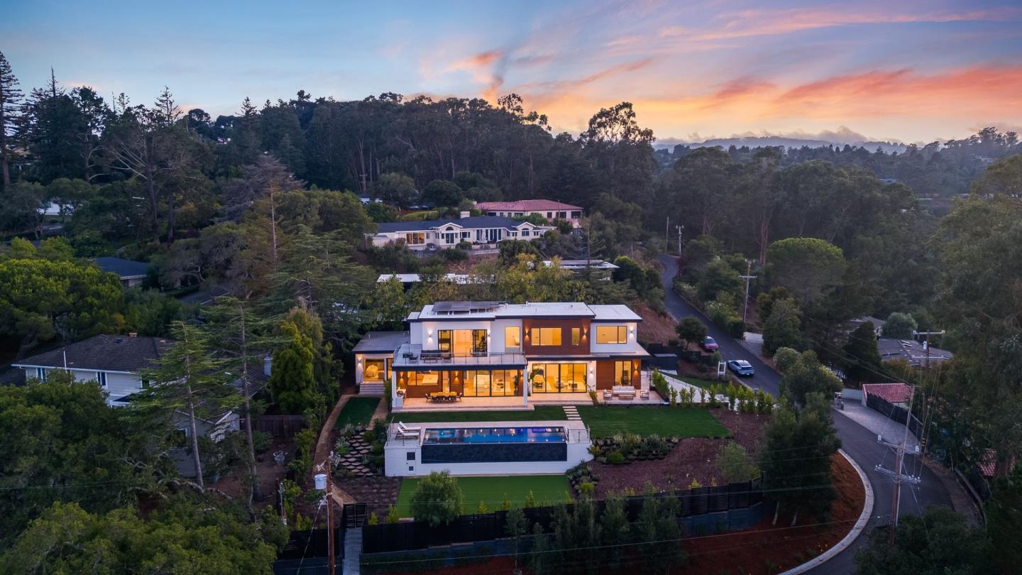 Detail Gallery Image 91 of 92 For 1221 Kenilworth Rd, Hillsborough,  CA 94010 - 8 Beds | 8/2 Baths