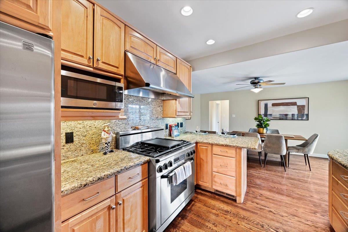 Detail Gallery Image 17 of 54 For 758 27th Ave, San Mateo,  CA 94403 - 4 Beds | 3 Baths