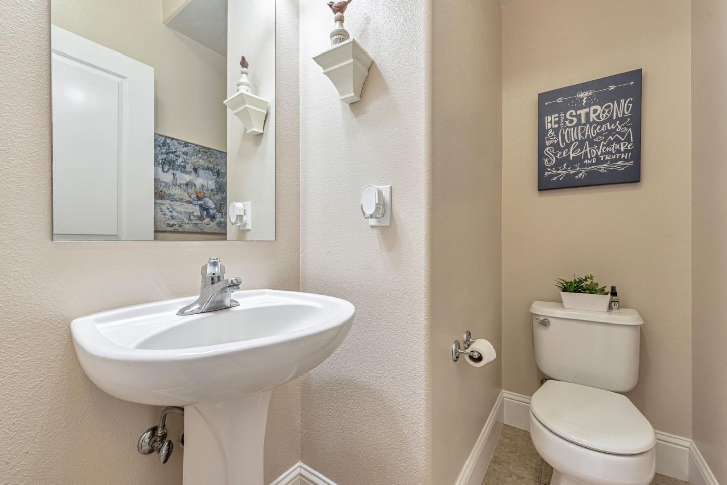 Detail Gallery Image 12 of 26 For 15145 Bellini Way, Morgan Hill,  CA 95037 - 3 Beds | 1/1 Baths