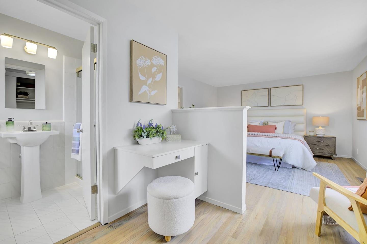 Detail Gallery Image 24 of 56 For 3045 Trousdale Dr, Burlingame,  CA 94010 - 4 Beds | 2 Baths