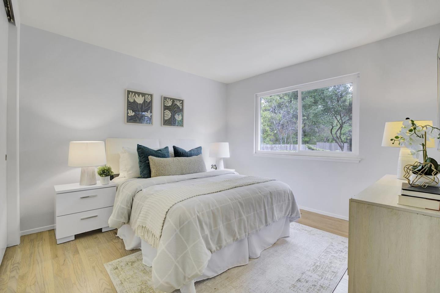 Detail Gallery Image 27 of 56 For 3045 Trousdale Dr, Burlingame,  CA 94010 - 4 Beds | 2 Baths