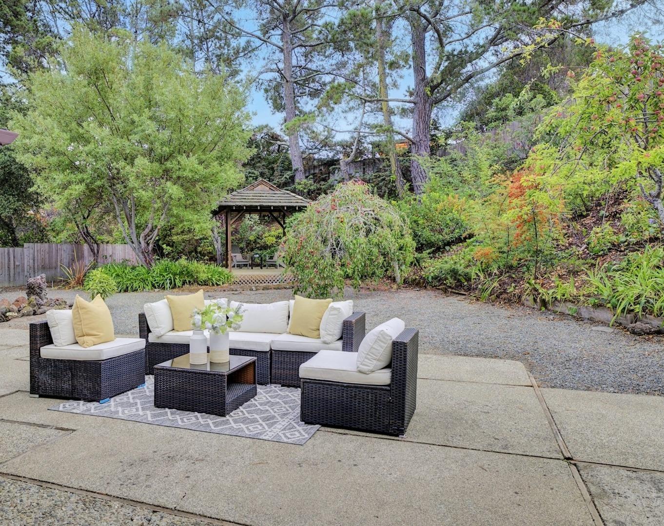 Detail Gallery Image 41 of 56 For 3045 Trousdale Dr, Burlingame,  CA 94010 - 4 Beds | 2 Baths