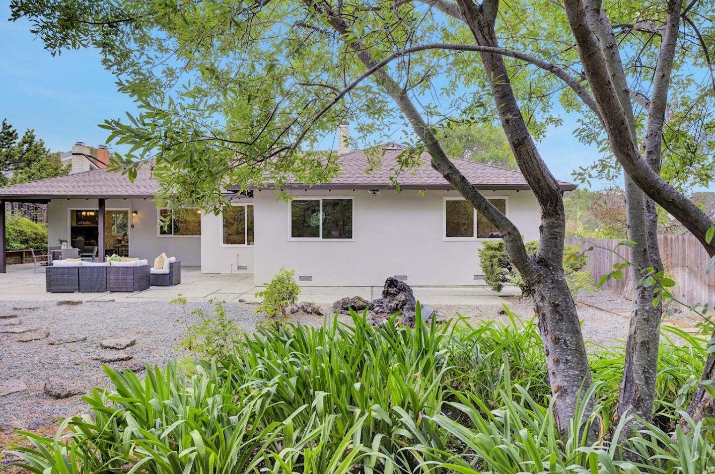 Detail Gallery Image 42 of 56 For 3045 Trousdale Dr, Burlingame,  CA 94010 - 4 Beds | 2 Baths