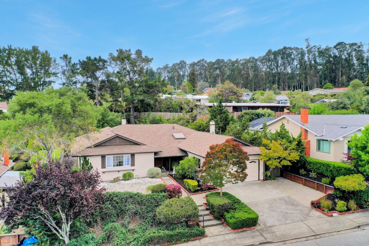 Detail Gallery Image 50 of 56 For 3045 Trousdale Dr, Burlingame,  CA 94010 - 4 Beds | 2 Baths