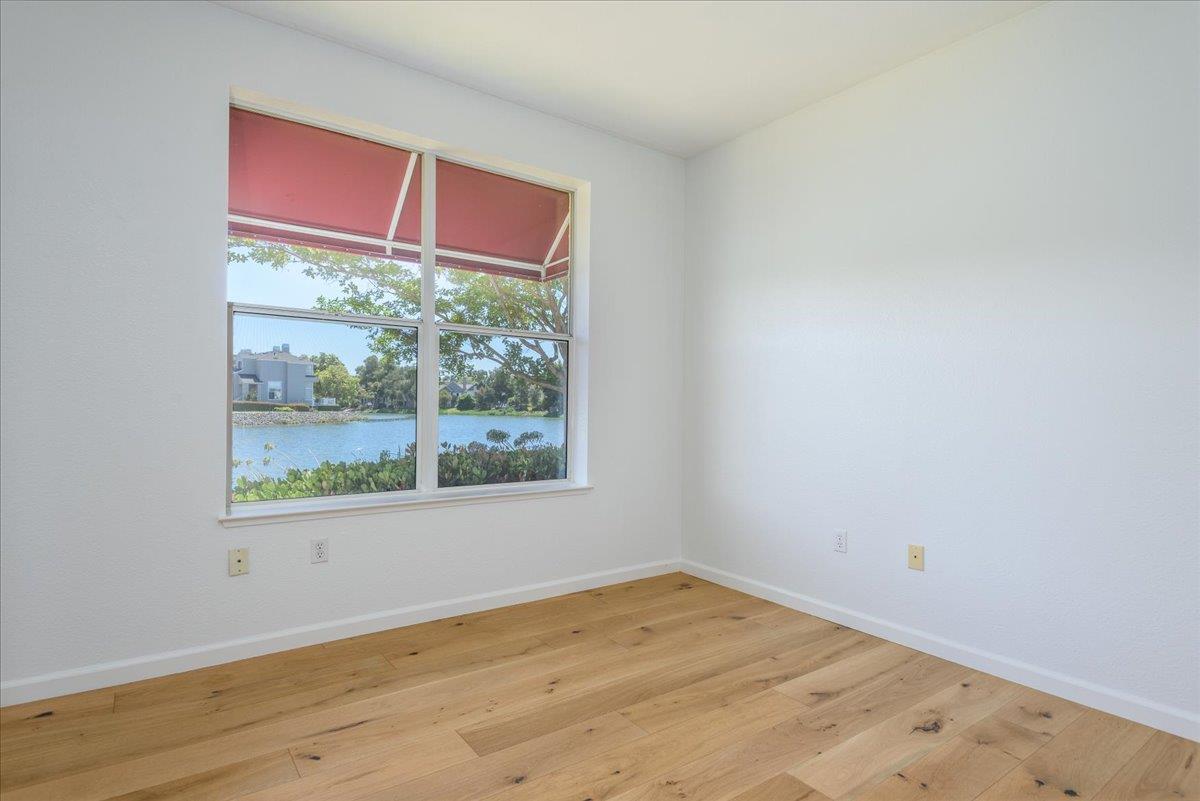 Detail Gallery Image 16 of 24 For 1000 Davit Ln #106,  Redwood City,  CA 94065 - 2 Beds | 2 Baths