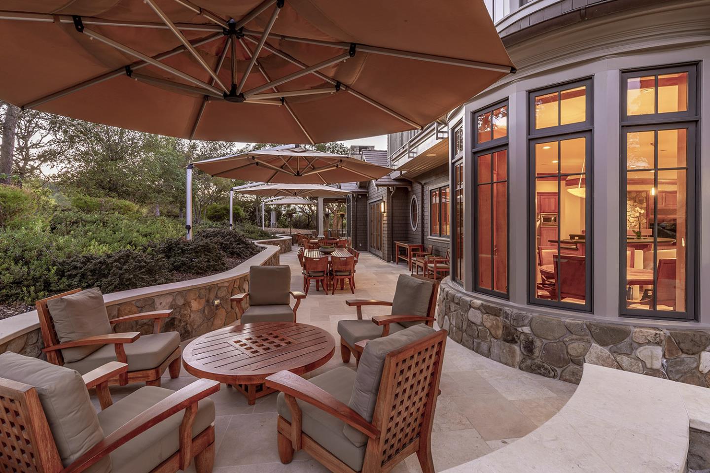 Detail Gallery Image 42 of 59 For 1 Redberry Rdg, Portola Valley,  CA 94028 - 5 Beds | 6/2 Baths