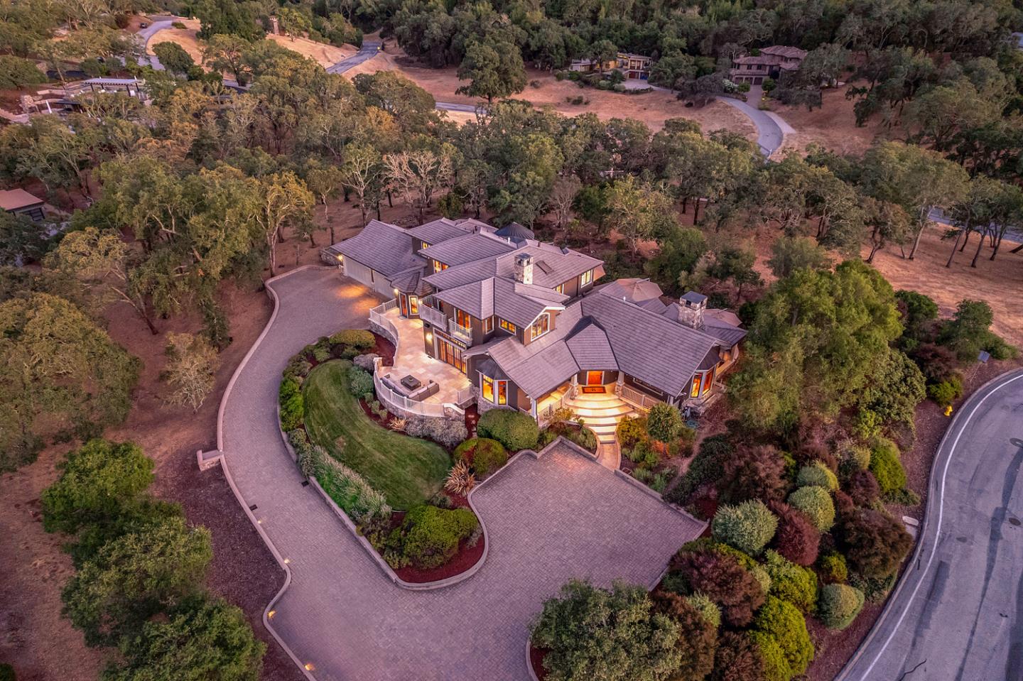 Detail Gallery Image 54 of 59 For 1 Redberry Rdg, Portola Valley,  CA 94028 - 5 Beds | 6/2 Baths
