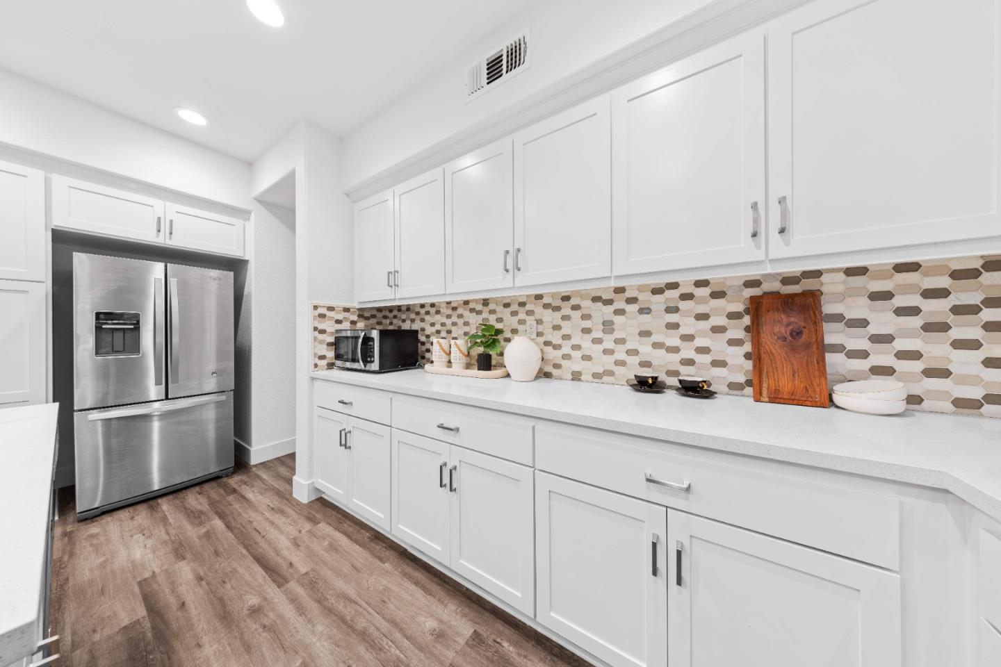 Detail Gallery Image 8 of 42 For 37537 Estuary St, Newark,  CA 94560 - 3 Beds | 3 Baths