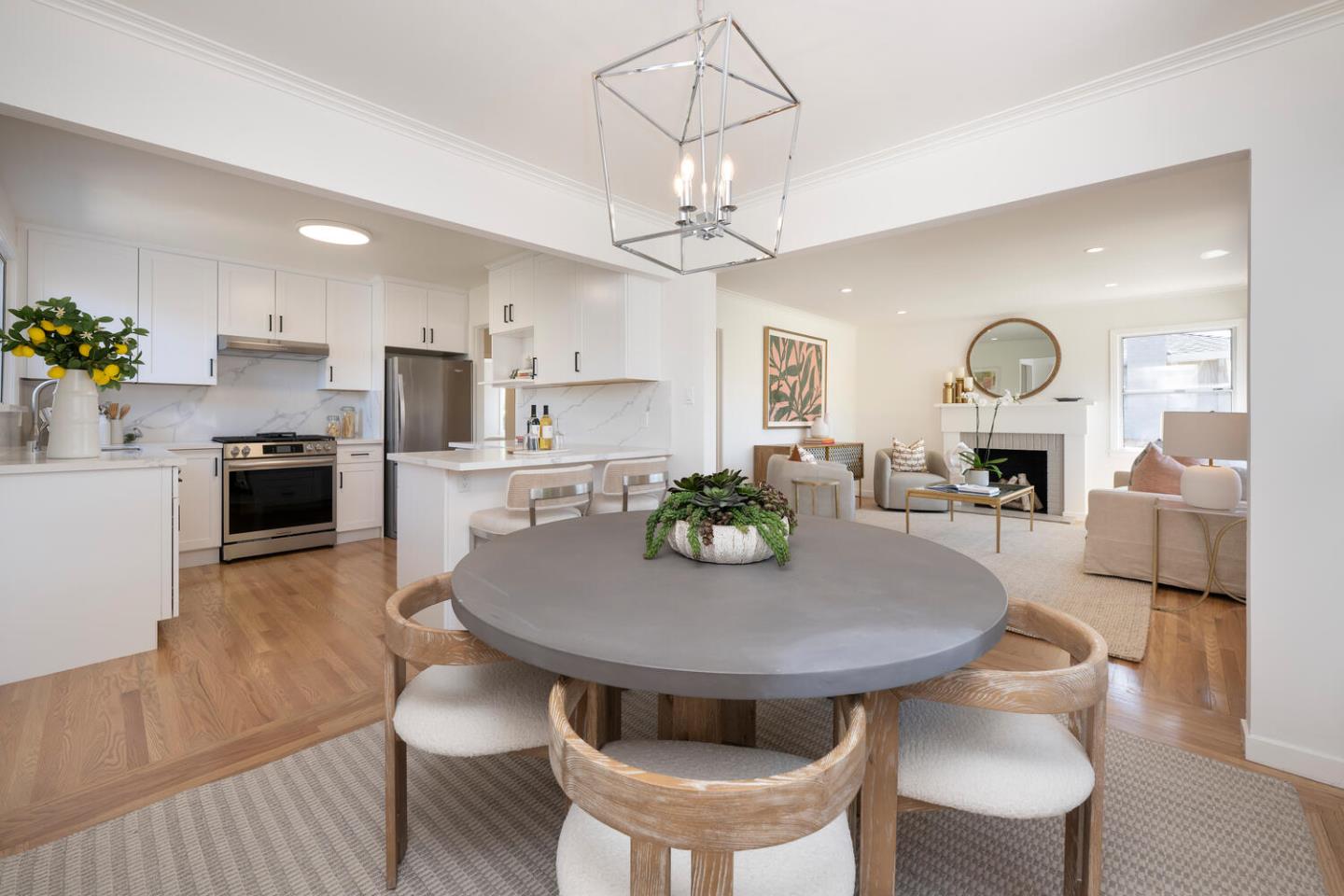 Detail Gallery Image 9 of 25 For 406 Poinsettia Ave, San Mateo,  CA 94403 - 3 Beds | 1 Baths