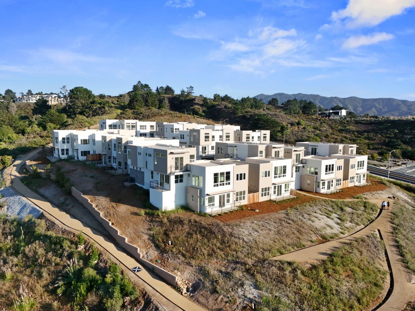 Detail Gallery Image 44 of 58 For 807 Fassler Ave, Pacifica,  CA 94044 - 3 Beds | 2/1 Baths