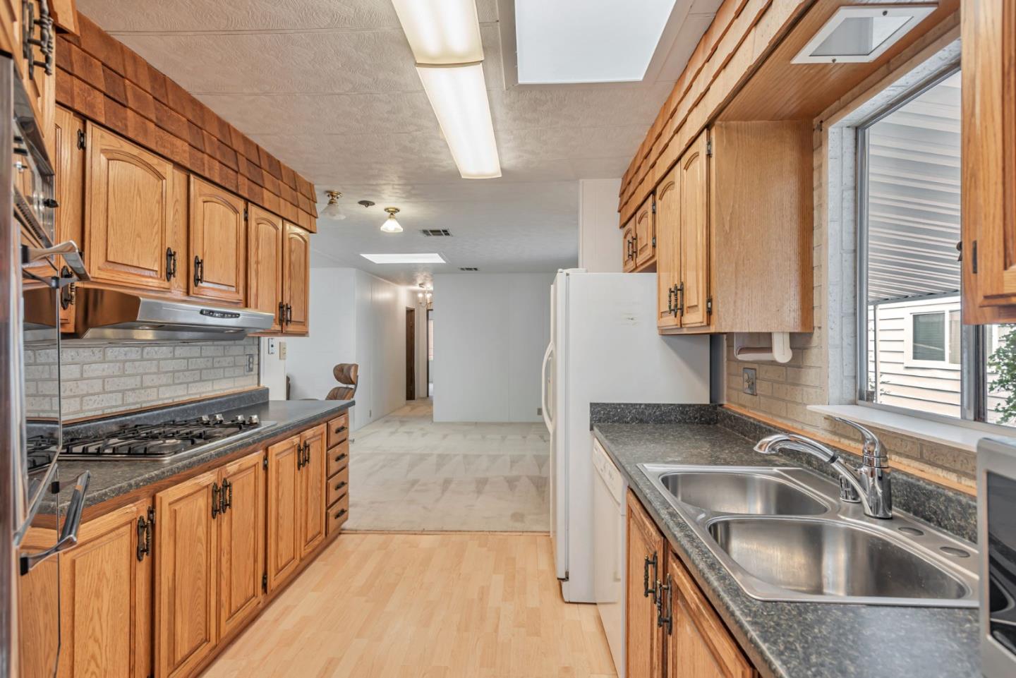Detail Gallery Image 18 of 44 For 1111 Morse Ave #29,  Sunnyvale,  CA 94089 - 2 Beds | 2 Baths