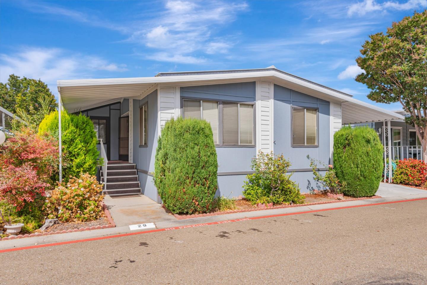 Detail Gallery Image 2 of 44 For 1111 Morse Ave #29,  Sunnyvale,  CA 94089 - 2 Beds | 2 Baths