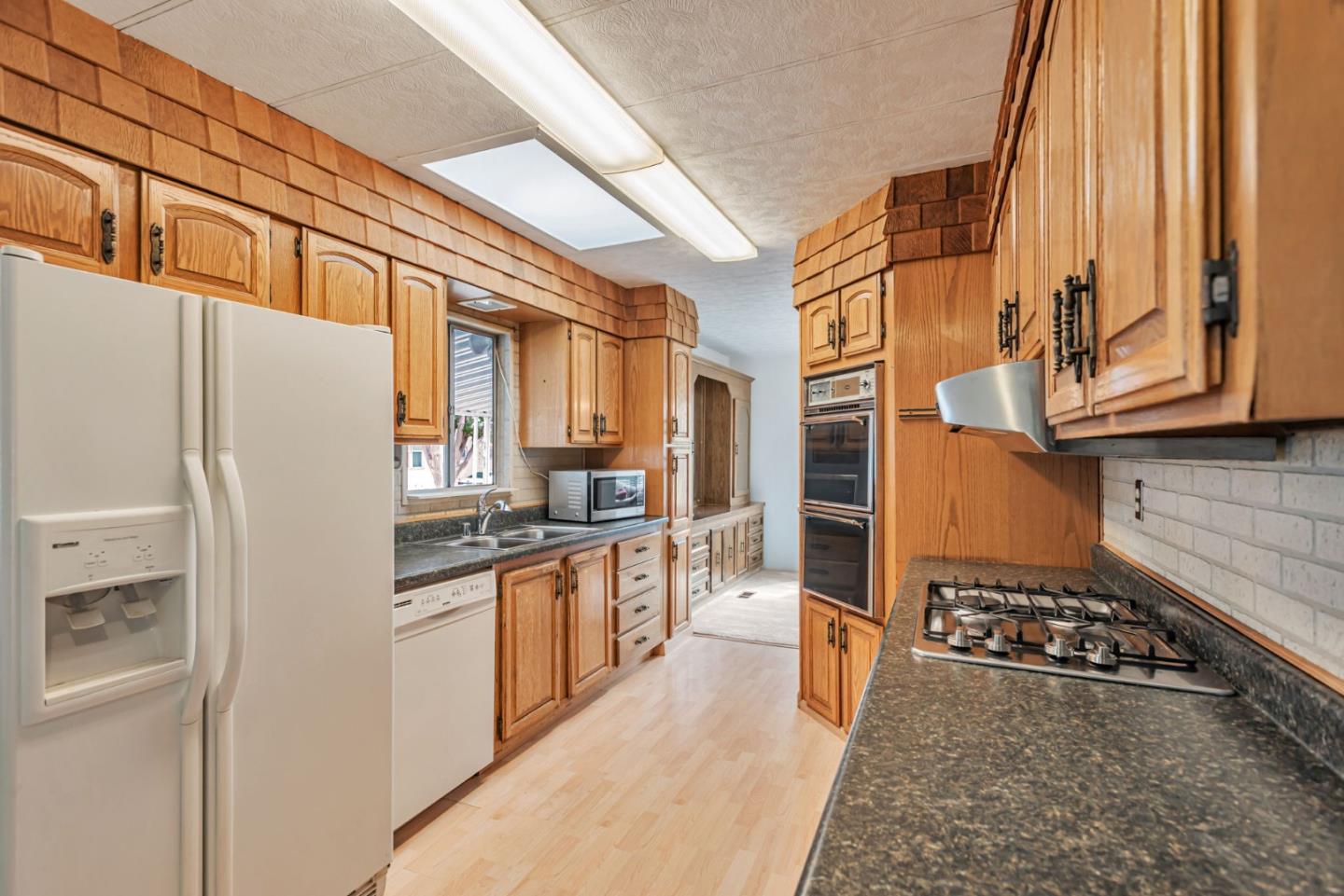 Detail Gallery Image 21 of 44 For 1111 Morse Ave #29,  Sunnyvale,  CA 94089 - 2 Beds | 2 Baths